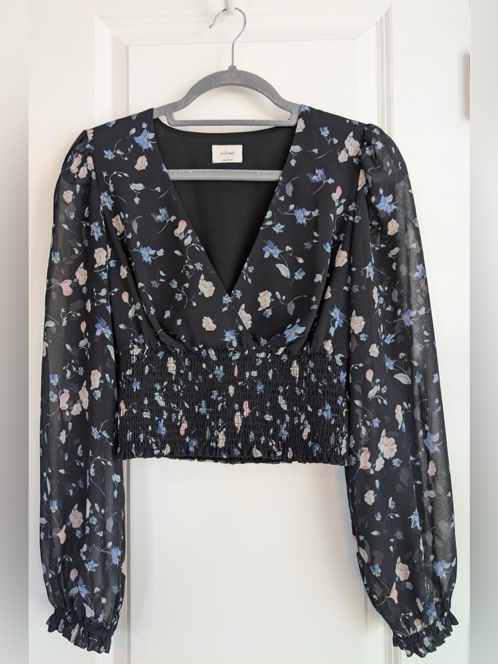 Aritzia Wilfred Wistful Genoa Blouse Floral Pullover V-Neck Smocked Sz Small
